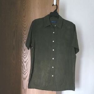 Karen Scott Women's 100% Tencel Lyocell Green Button Down Top Medium